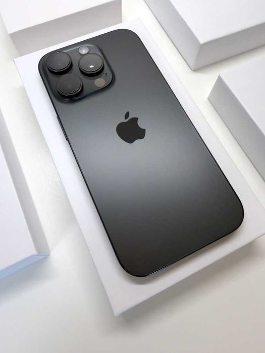 Apple iPhone 16 Pro・128GB・Titânio preto (Fatura e Garantia)
