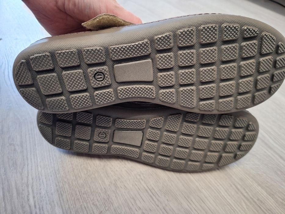 Nowe buty skórzane rozmiar 41 tęgość H