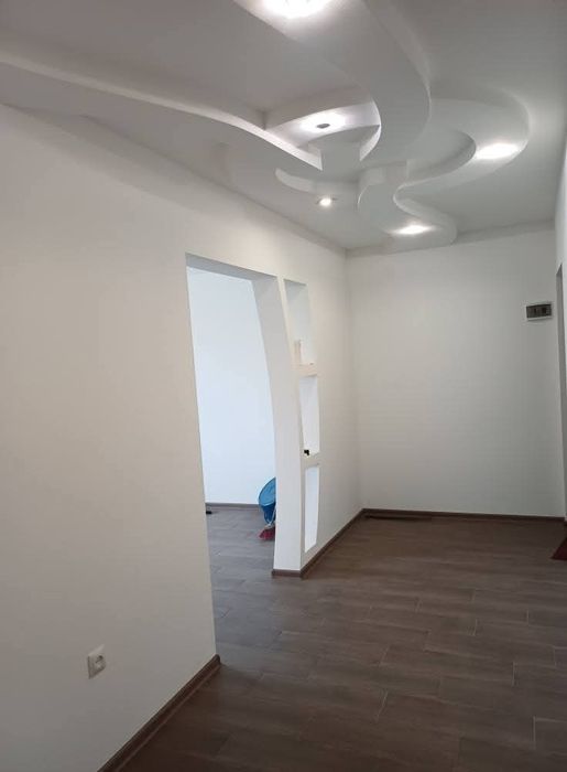 М. Новоселиця. Продається 3-кімнатна квартира