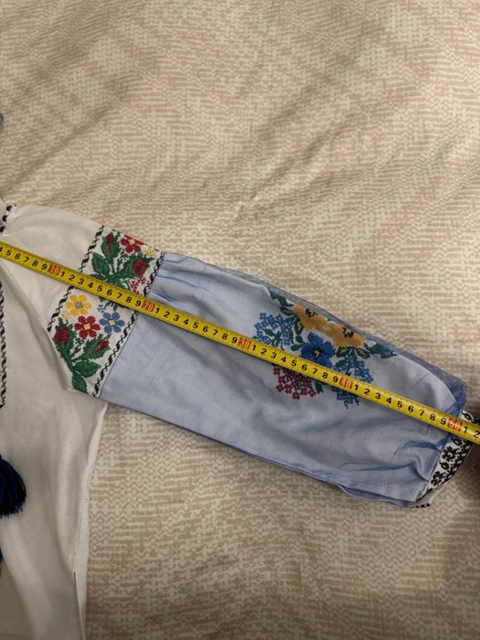 Вишиванка на дівчинку