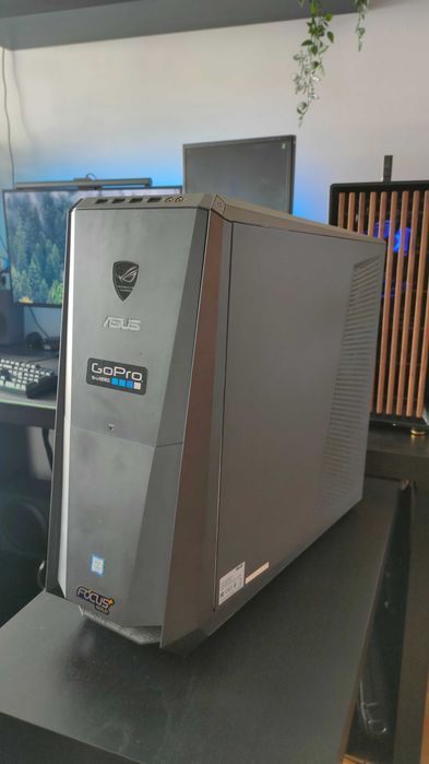 Caixa ASUS ROG CG848064172193717634120