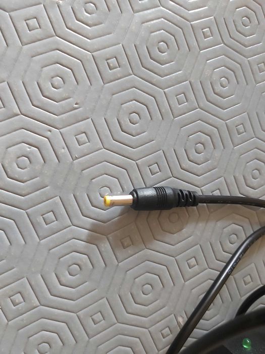 Carregador/ Fonte alimentação 12V DC 1A