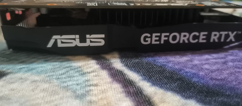 Відеокарта RTX3050 6gb