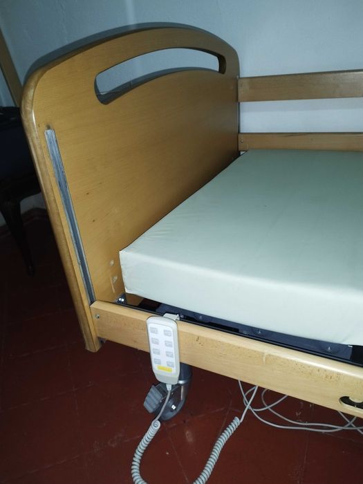 Cama articulada elétrica