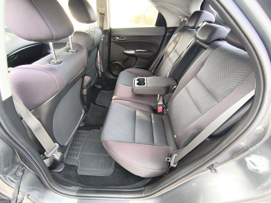 Honda Civic VIII 1.4 VTEC Comfort Ano 2009