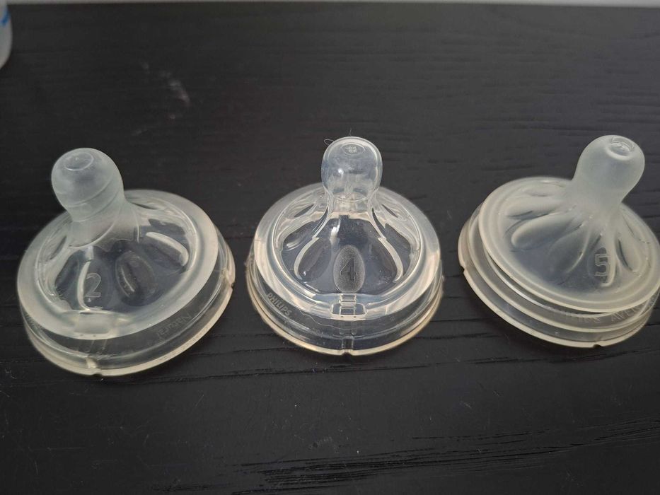 Esterilizador micro-ondas + 4 biberões + 3 tetinas (Philips AVENT)
