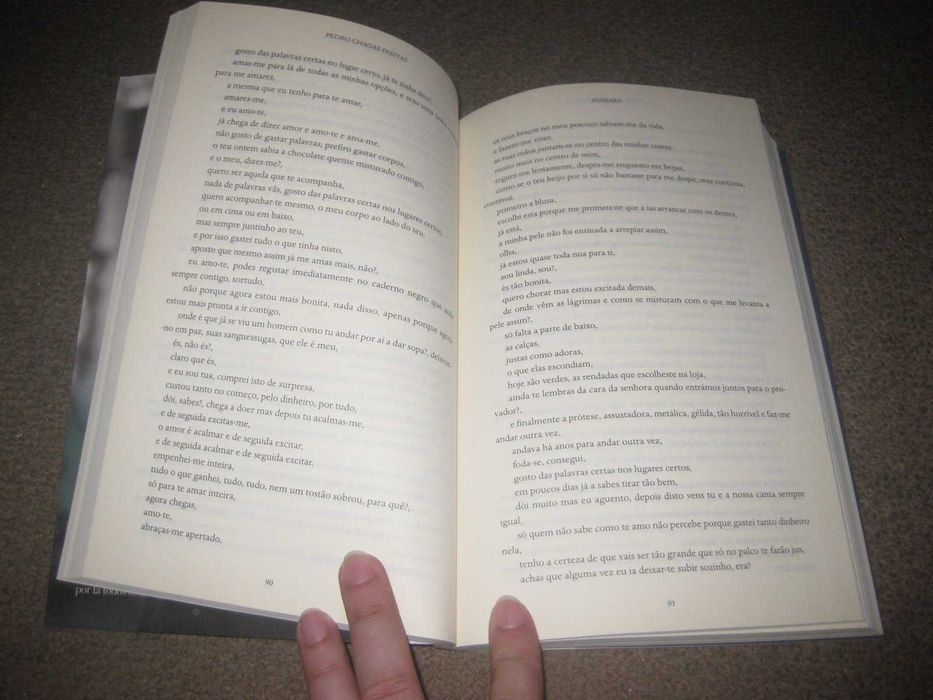 Livro "Queres Casar Comigo Todos Os Dias Bárbara?"