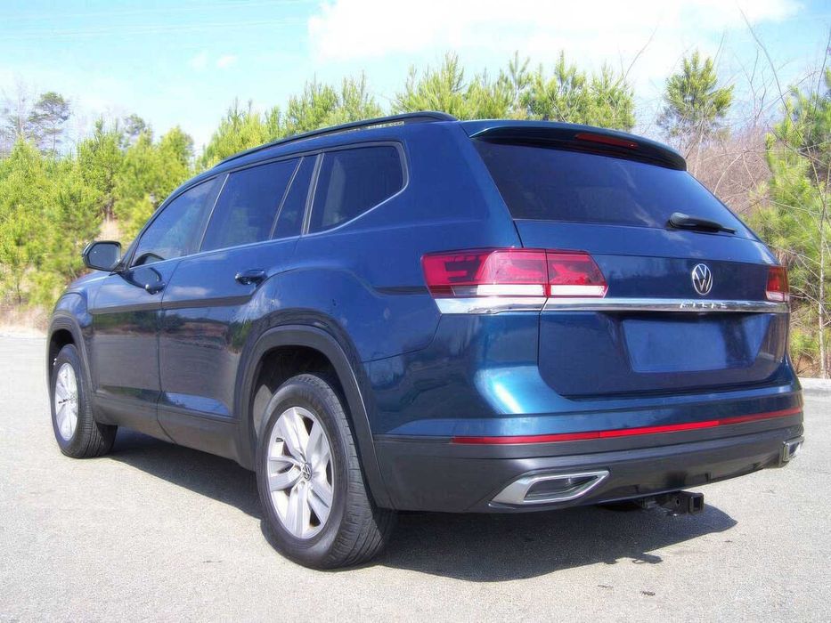 Volkswagen Atlas      2021