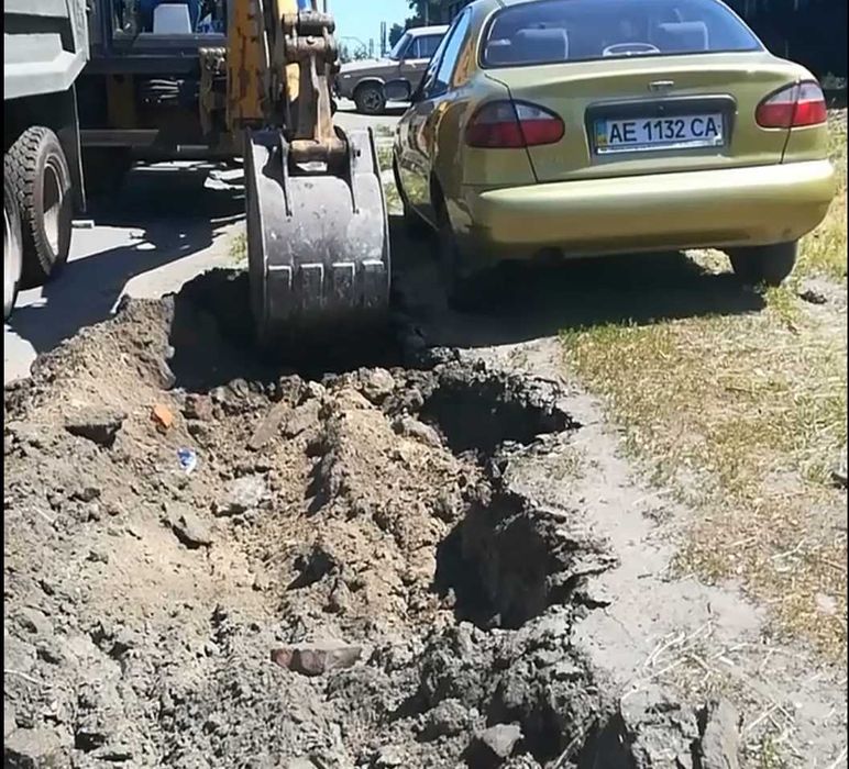 Аренда экскаватора Услуги JCB Гидромолот / Доставка сыпучих материалов