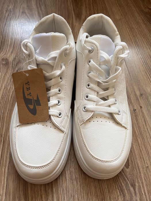 Кросівки чоловічі 44 розмір