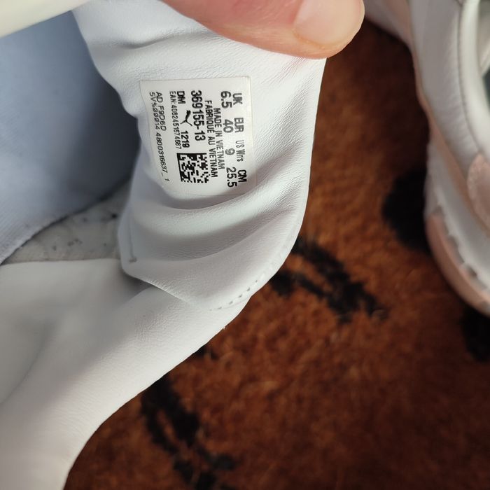 Buty sneakersy damskie Puma 40