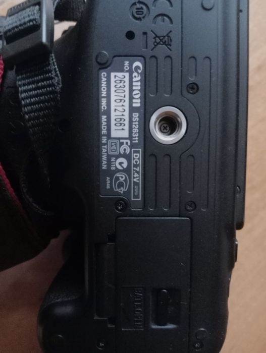 Canon 600D kit 18-55mm