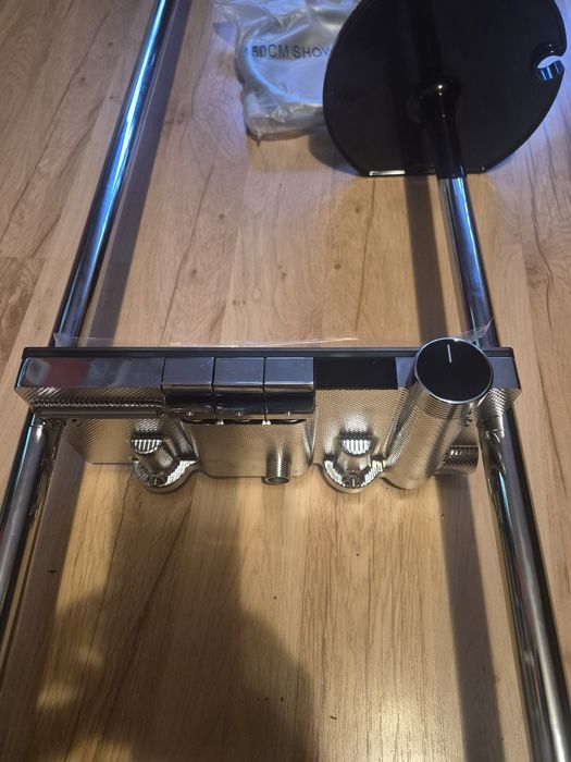 Zestaw natryskowy z termostatem