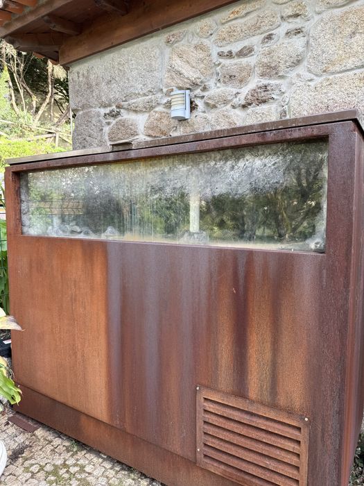 Aquario de marisco forrado a ferro