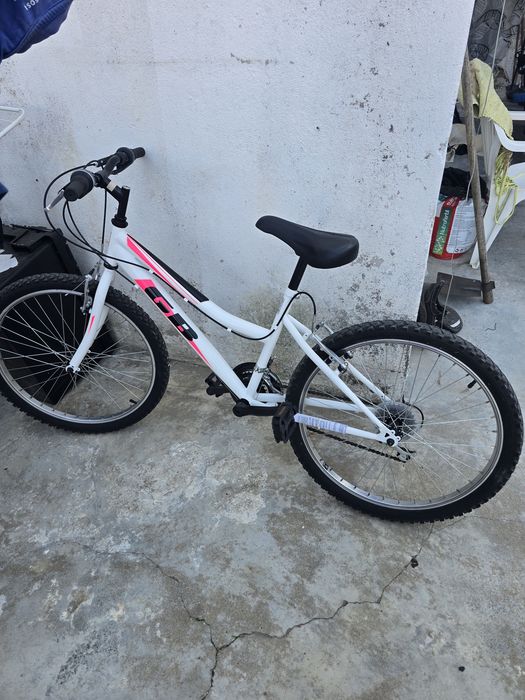 Bicicleta muito nova
