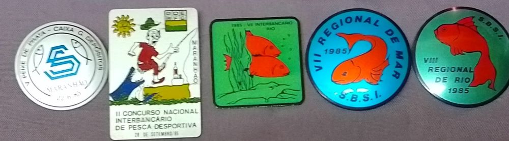 Coleção Vintage de Crachás, Pins e Medalhas de Pesca