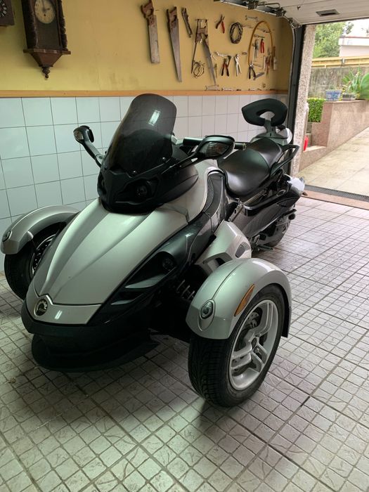 BRP Can-Am Spyder RS 990