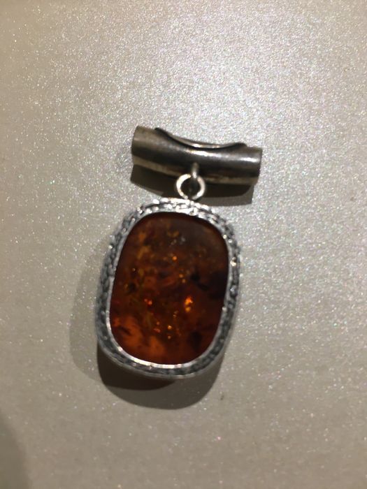 Продам кулон серебро янтарь, броши СССР ,