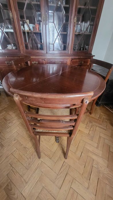 Mesa Vintage Extensível + 3 cadeiras madeira maciça e vime