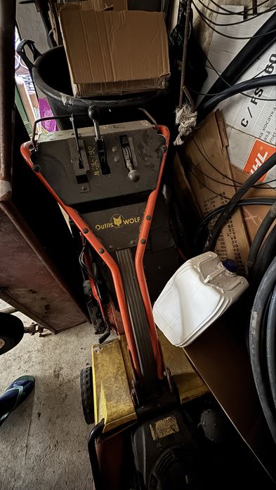 Corta relvas Outils Wolf T51XP