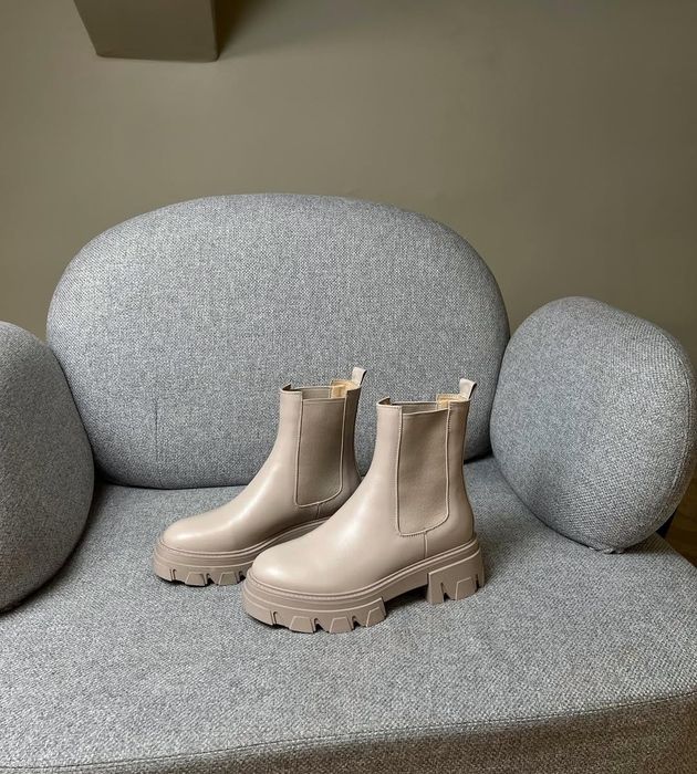 Стильні жіночі черевики Челсі. Зима. Натуральна шкіра