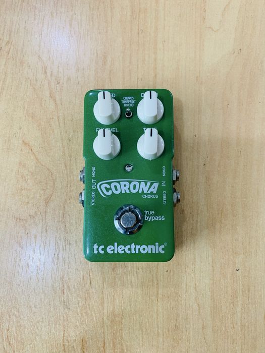 TC electronic Corona Chorus педаль хорус