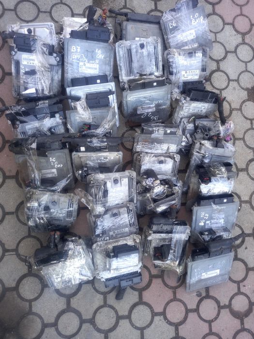 Блок мозги Passat b5 b6 b7 Octavia a5 Superb 2 ЭБУ розборка шрот