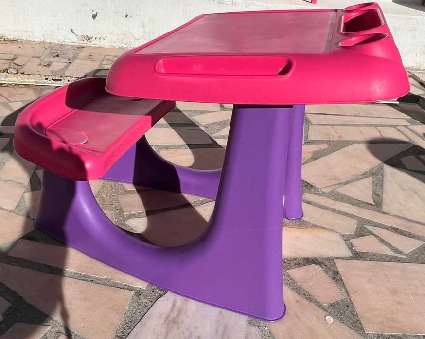 Fisher Price  - Primeira secretária para criança