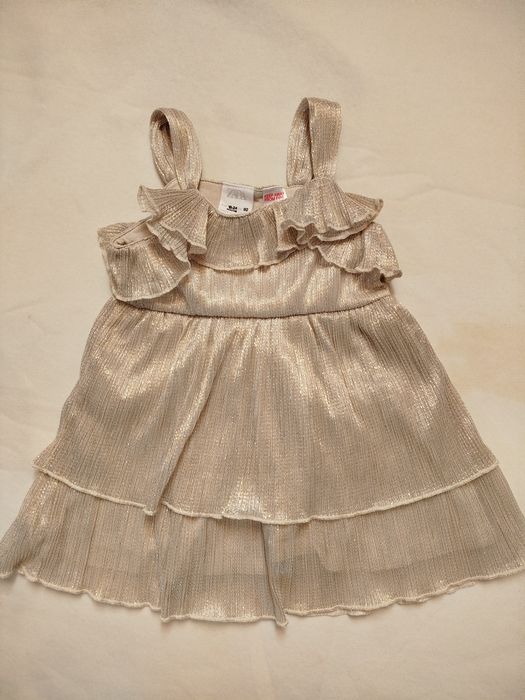 Сукня для дівчинки