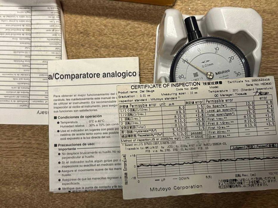 Mitutoyo 2046 S. Індикатор годинникового типу. 0,01мм.