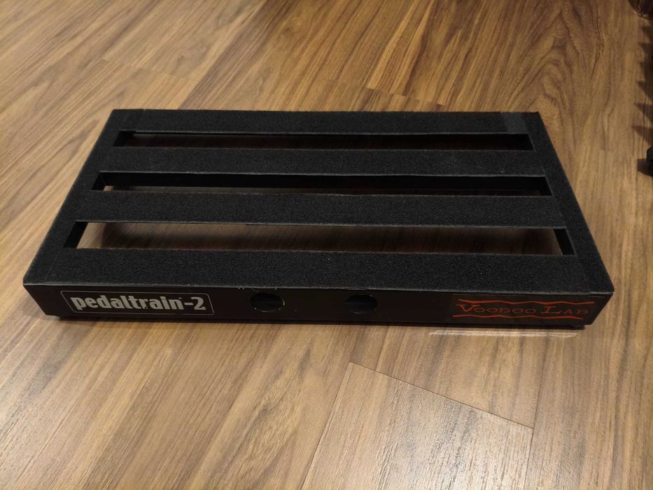 Pedalboard Pedaltrain PT2 com mala softbag original