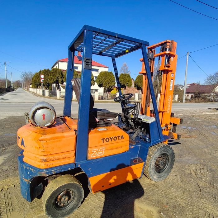 Wózek Toyota 2.5T LPG