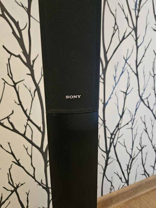 Wysokie głośniki Sony