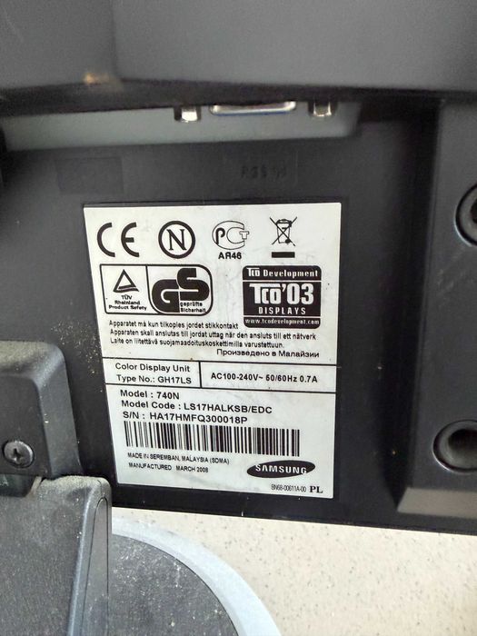 Монитор Samsung 740n