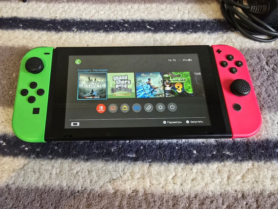 Nintendo switch v1 бесплатные игры 2 комплекта джойконов