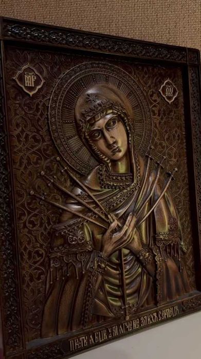 Ікона з дерева ручної роботи Діва Марія Семистрільниця
