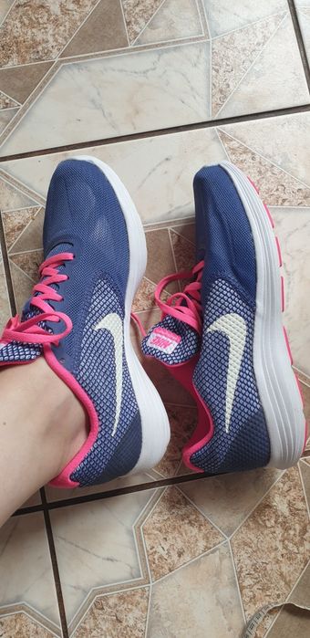Buty nike damskie  sportowe