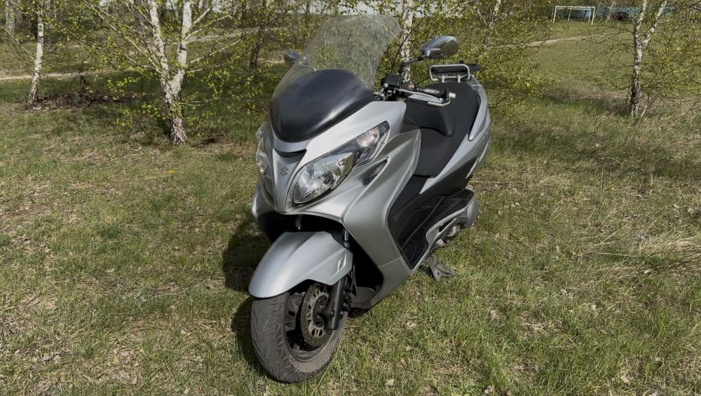 Макси-скутер Suzuki Skywave K7 400 2008.
