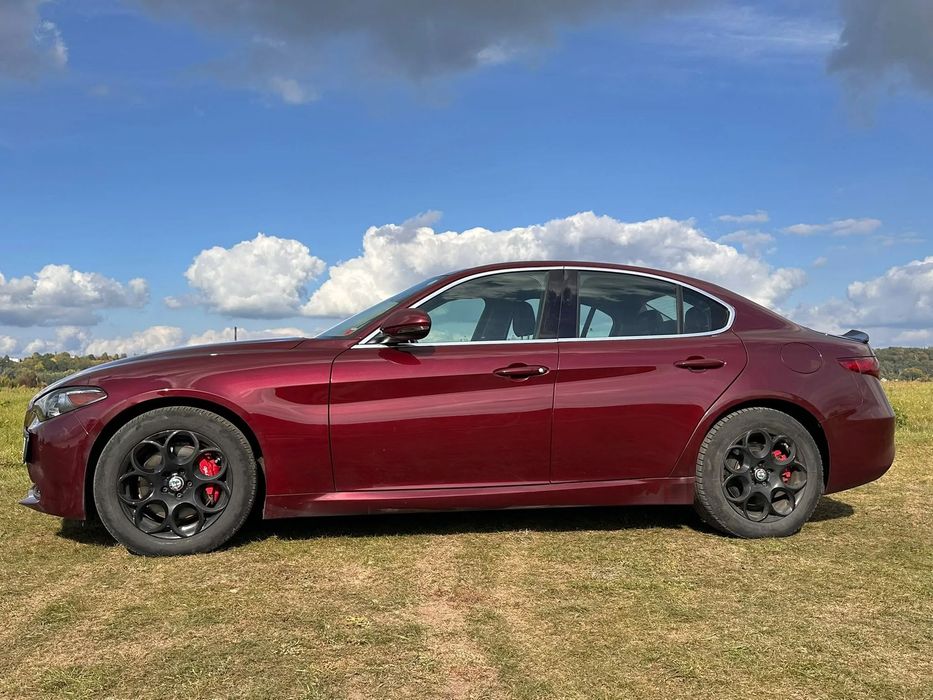 Alfa Romeo Giulia Alfa Romeo Giulia 280 KM Q4 2.0 Turbo | Automat | Skóra | Piękny kolor