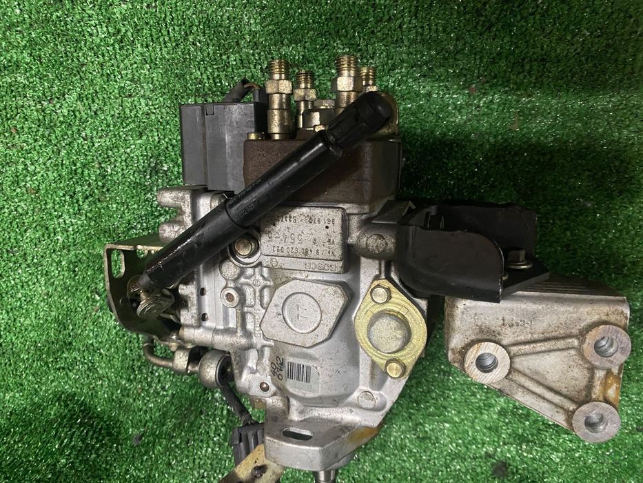 Bomba injectora Opel Corsa B 1.7