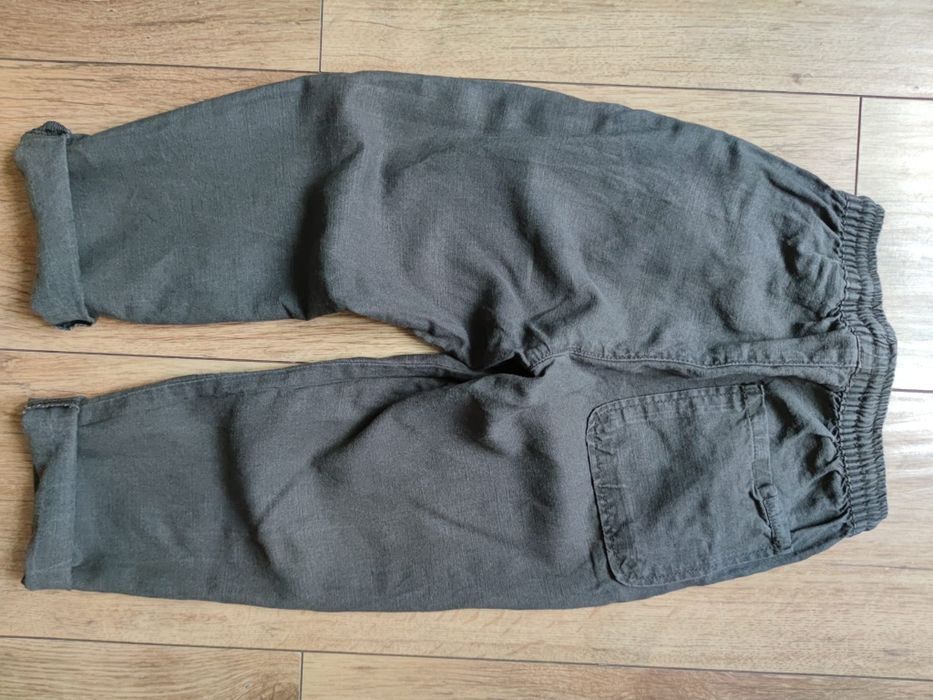 Eleganckie chłopięce spodnie Zara rozm 110