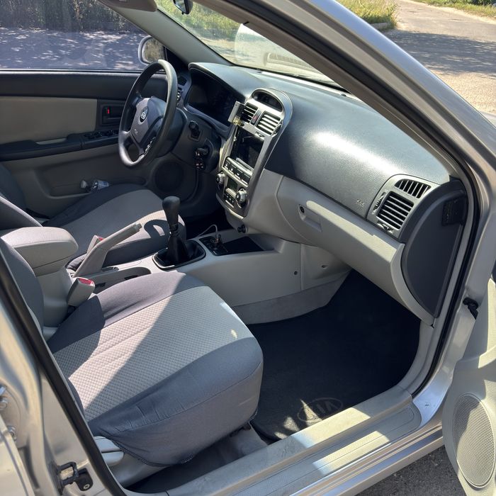 Kia Cerato 1 2005