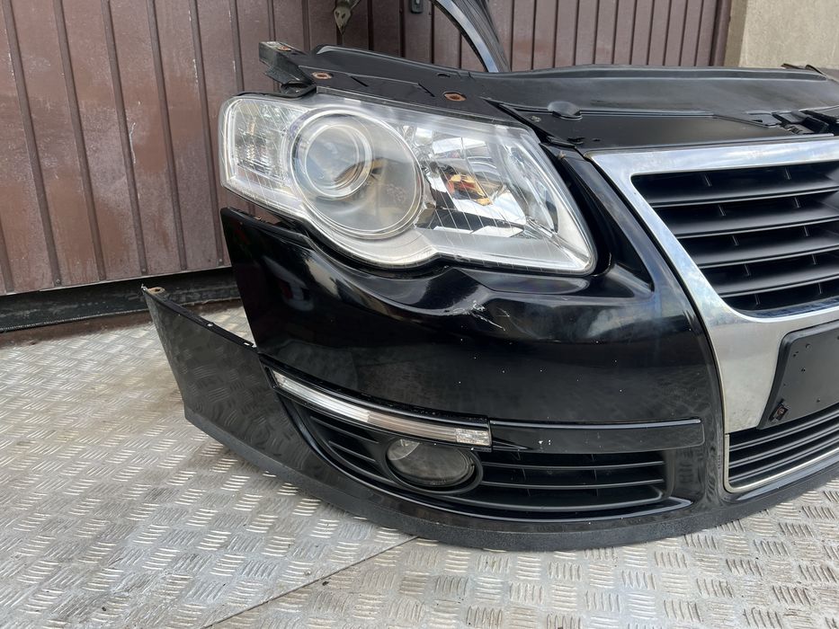 Przód przodek Volkswagen Passat B6 2.0TDI  kod lakieru: LC9X