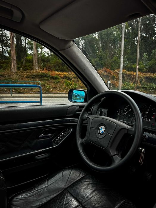 BMW E39 - 520I (6 cilindros gasolina)