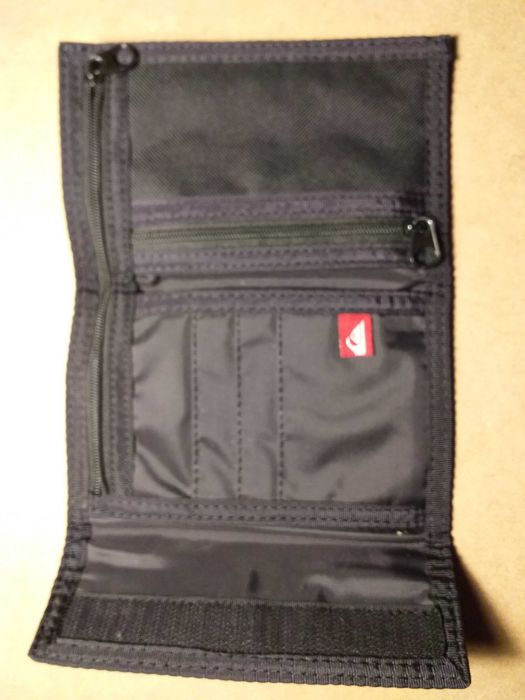 Quiksilver | Carteira