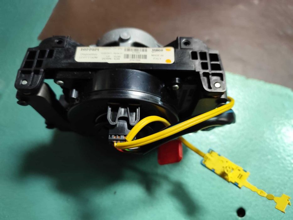 Ferrari 488 GTB / Spyder / Pista taśma pod kierownice zwijak