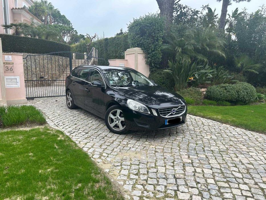 Volvo V60 preto 2010