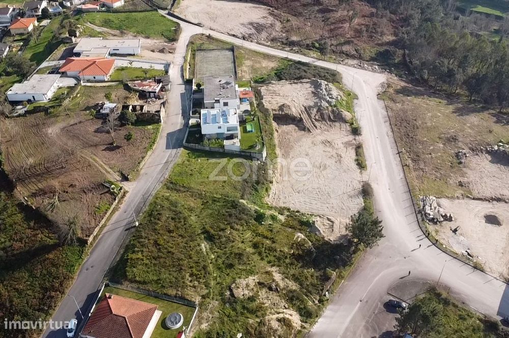 Lote de terreno Industrial para construção c/ área total de 820 m2