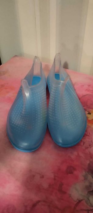 buty do wody damskie,  nowe,  rozm 39/40
