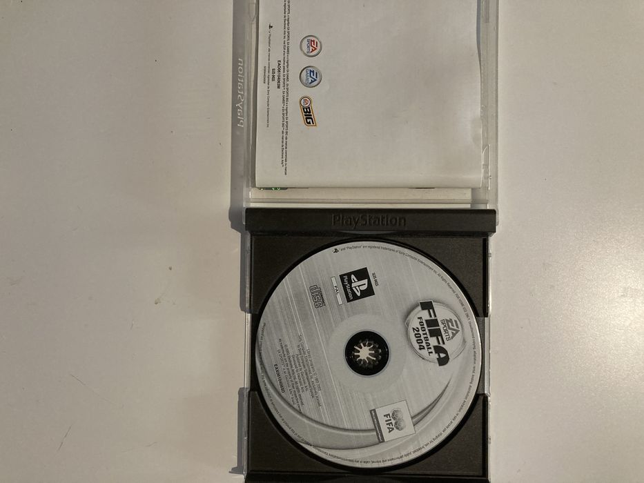 Jogo FIFA 2004 Ps1